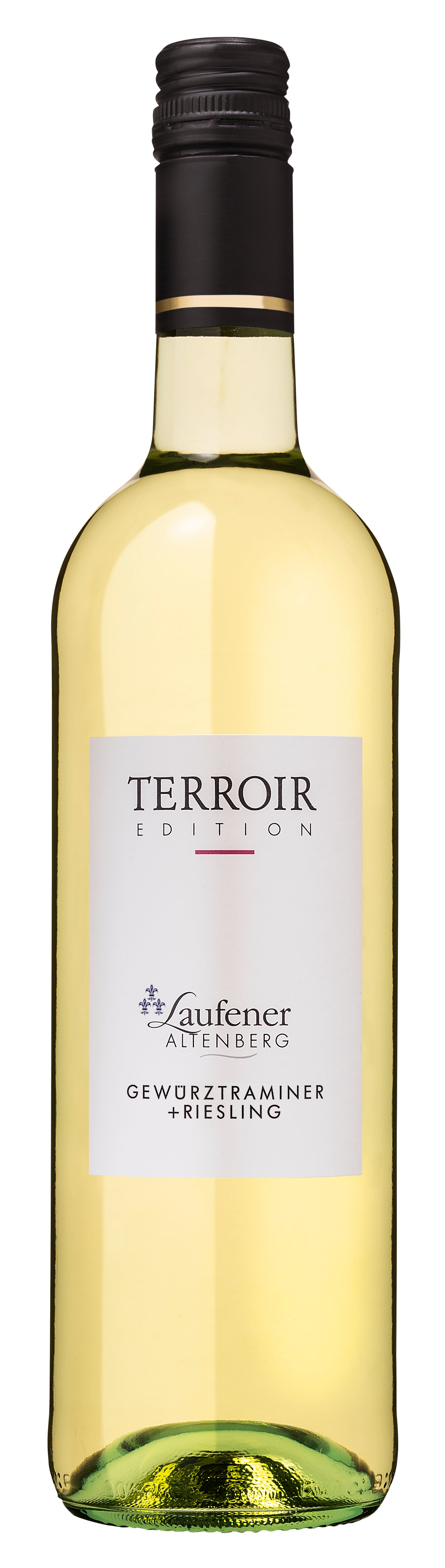 Eine elegant präsentierte Flasche der Terroir Edition Laufener Altenberg, gefüllt mit einem hellgelben Gewürztraminer + Riesling Cuvée, komplett mit schwarzem Schraubverschluss und goldener Banderole.