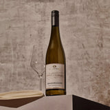 2024 Grauer Burgunder Qualitätswein trocken von Weingut Auggener Schäf, elegant in hellem Beige-Gelb.